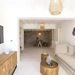 Veneta Mykonos